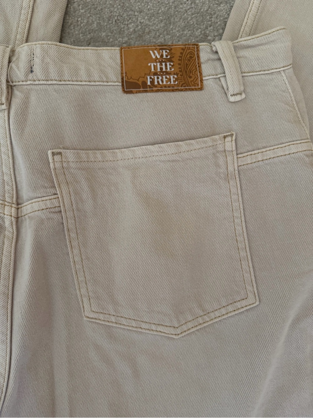 We The Free- Tinsley HR Straight Leg size 32!